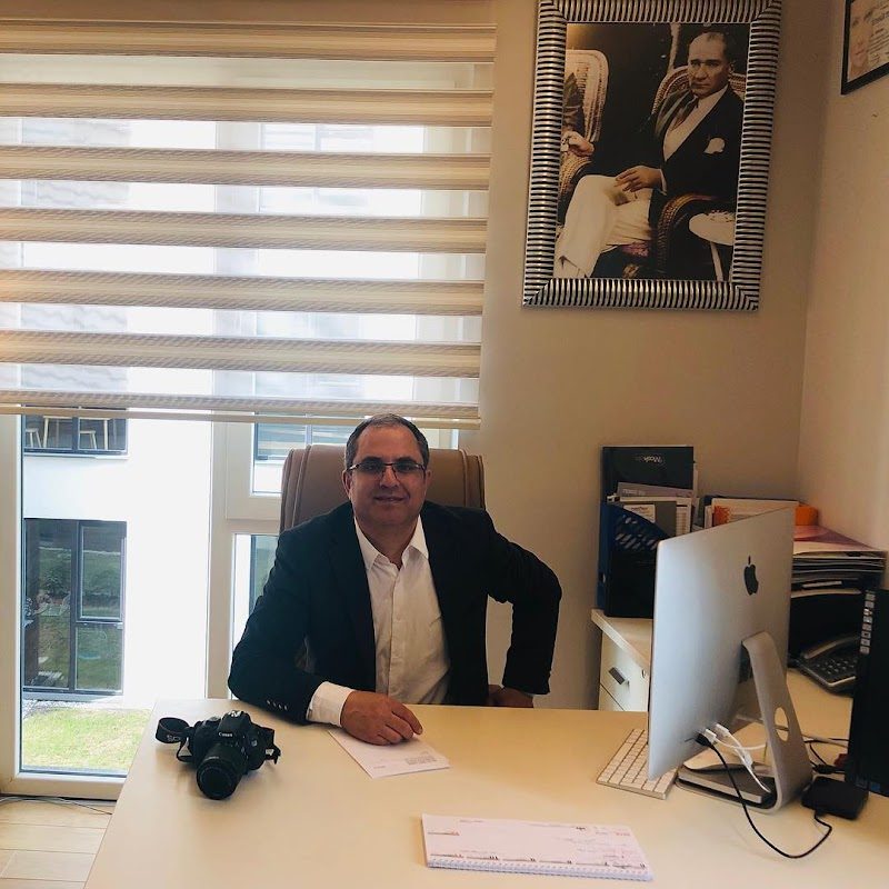 Dr. Ümit Çakır - Estetik