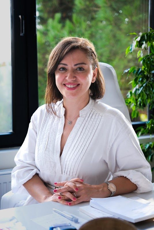 Dr. Sevgi Ekmen - Estetik