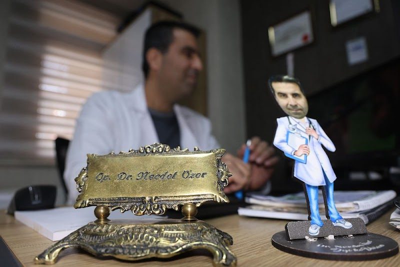 Dr. Necdet Özer - Estetik
