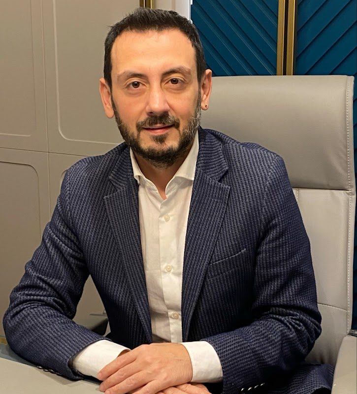Dr. Kadir Yücebaş - Estetik