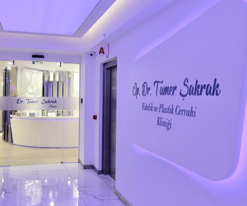 Dr. Tamer Şakrak - Estetik