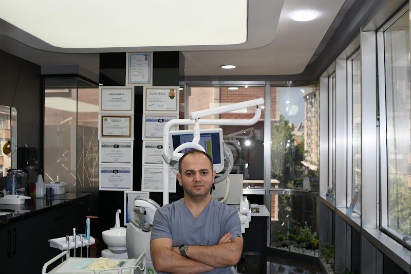 Dt. Elkhan İbrahimov - Estetik