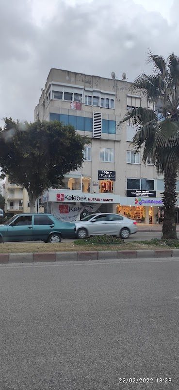 Dr. Fikret Eren - Estetik