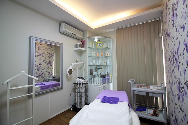 Dr. Erhan Şafak - Estetik