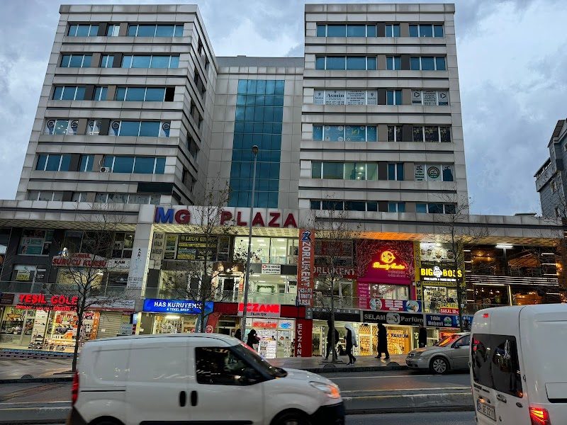 Dt. Aleyna Kesme - Estetik