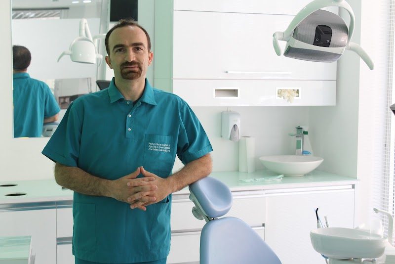 Dr. Sinan Tozoğlu - Estetik