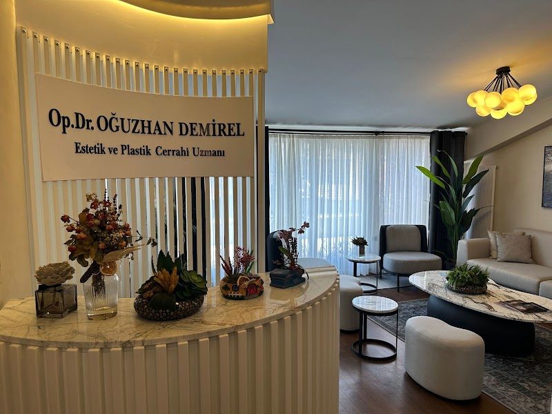 Dr. Oğuzhan Demirel - Estetik