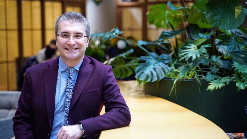 Dr. Cem Erdurak - Estetik