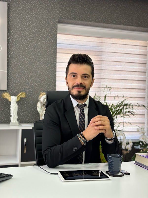 Dr. Berkay Yüksel - Estetik
