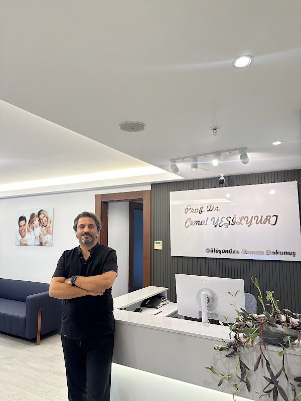 Dr. Cemal Batı - Estetik