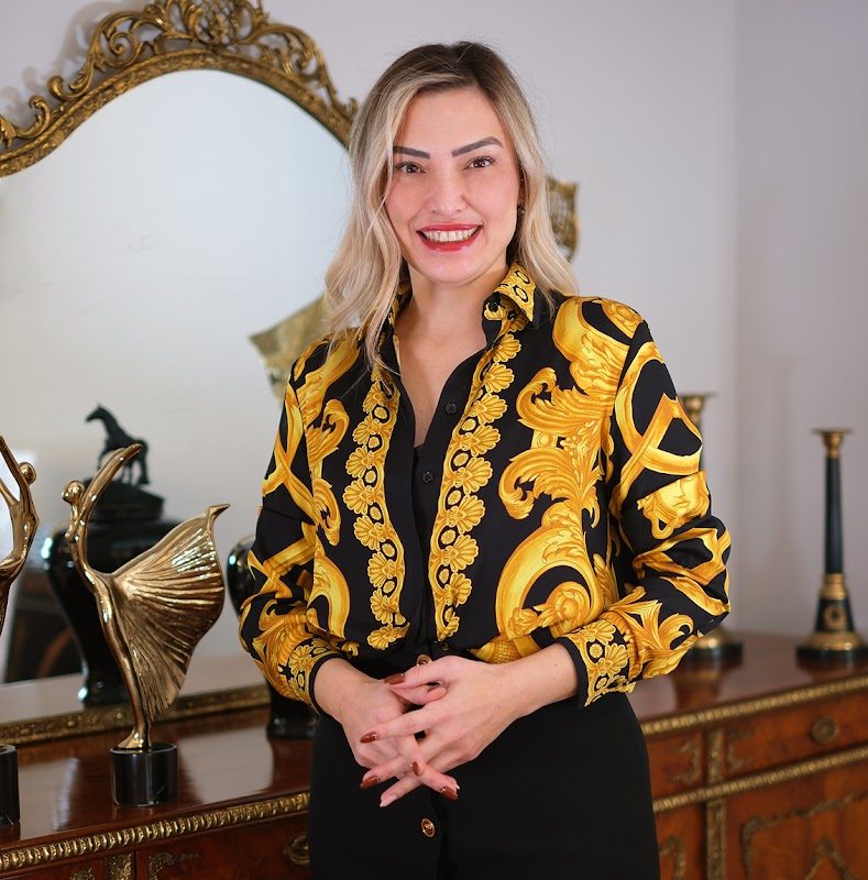 Dr. Nida Gelincik - Estetik