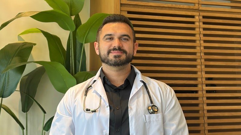 Dr. Erkin Çekiçkıran - Estetik