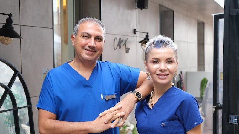 Dr. Burak Demir - Estetik