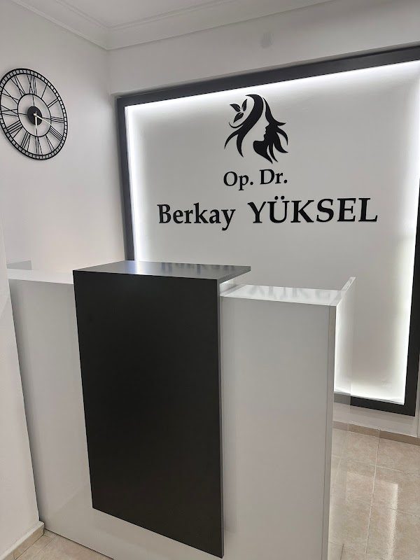 Dr. Berkay Yüksel - Estetik