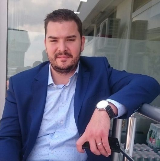 Dr. İsmail Aksu - Estetik